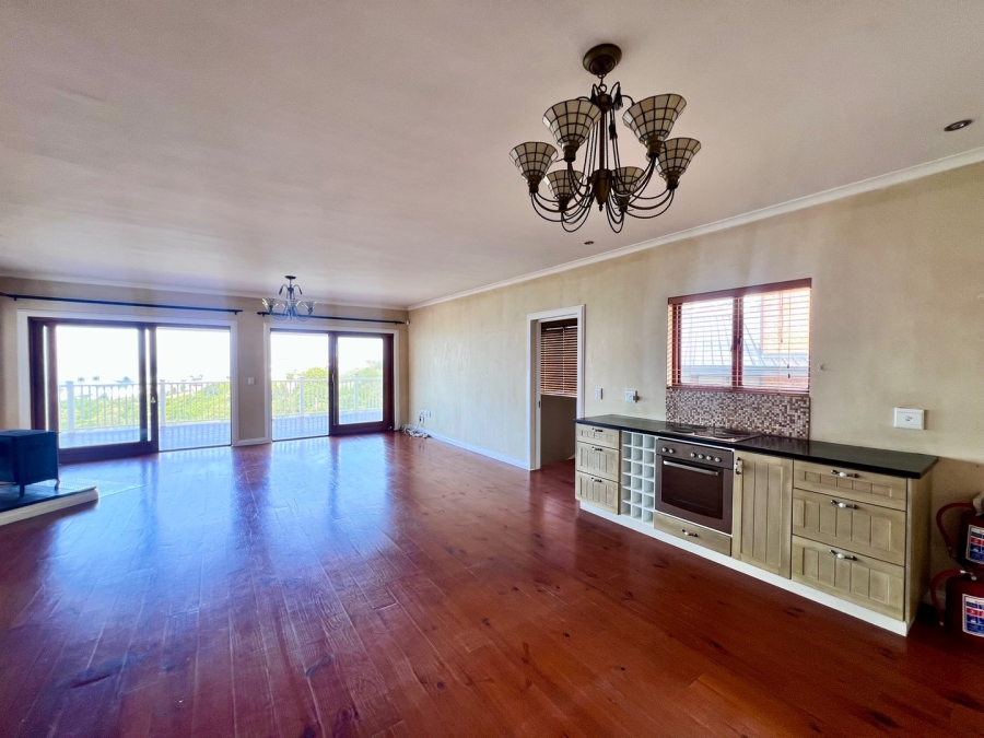 4 Bedroom Property for Sale in Herolds Bay Western Cape